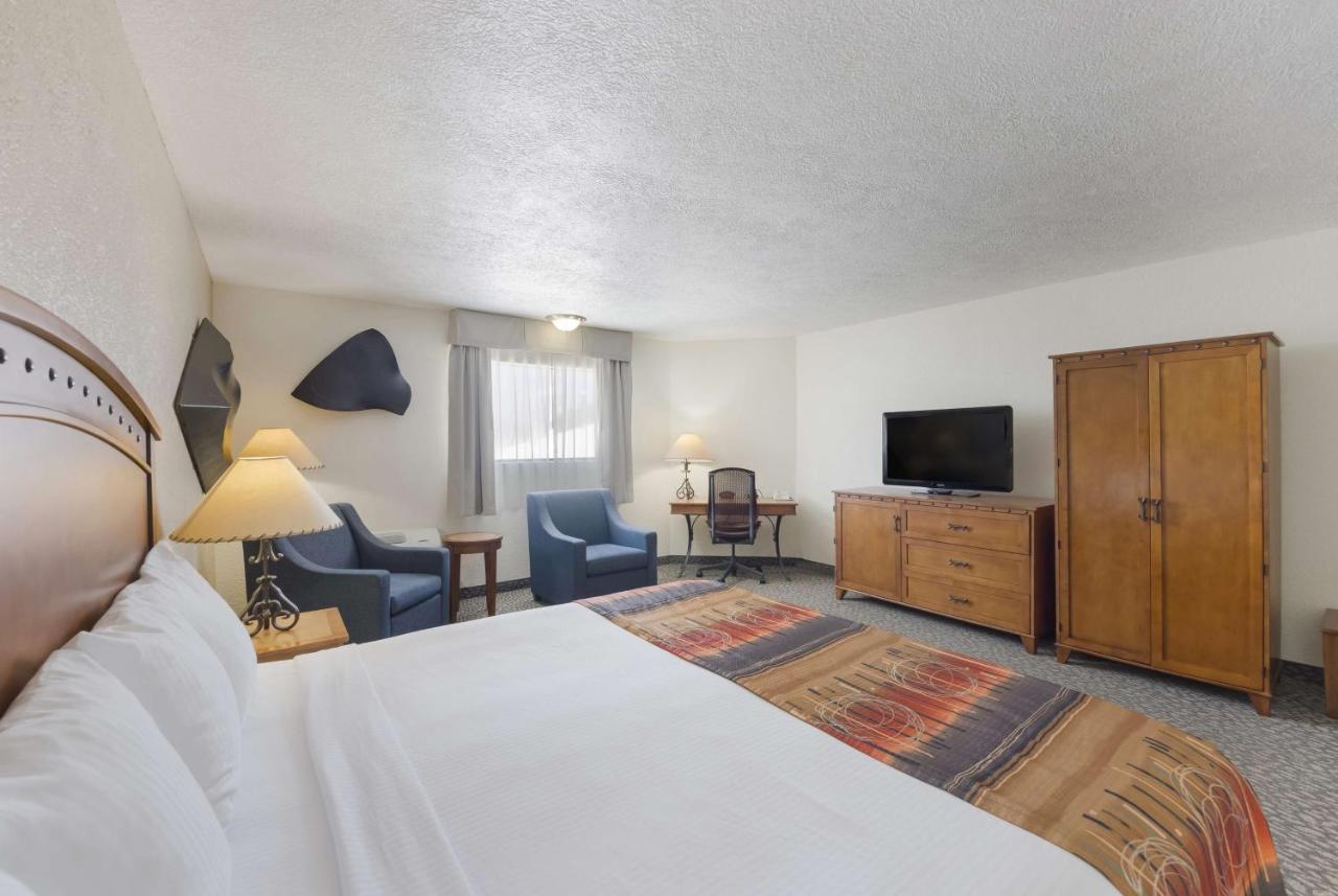 Western Kokopelli Hotel 3*