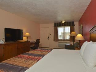 Western Kokopelli Hotel
