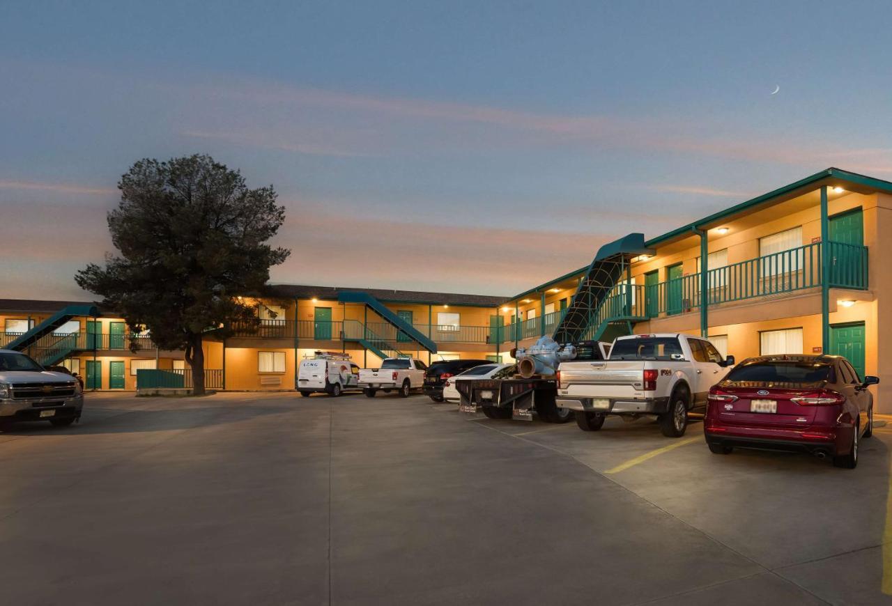 Hotel Western Kokopelli Clayton
